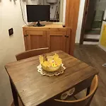 Domy Central Studio アオスタ